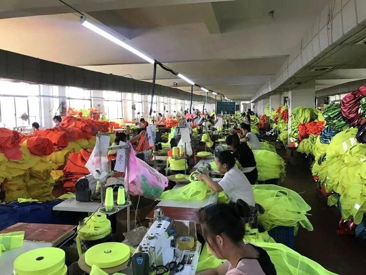 Yolite hi vis vest factory sewing line